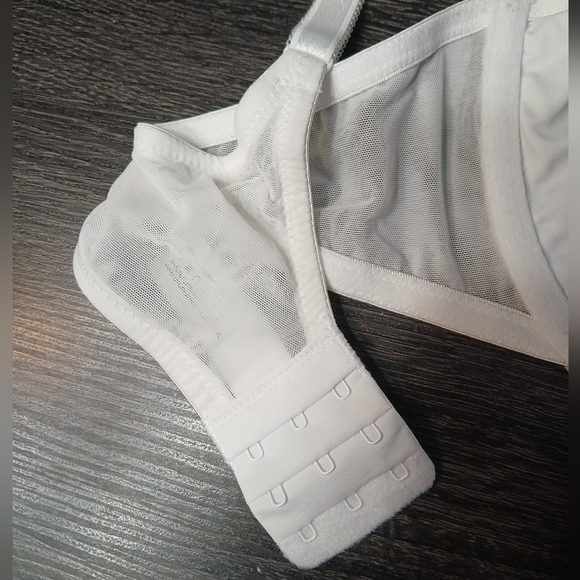 Liz Claiborne Semi Sheer & Lace Underwire Bra 40DD - Picture 12 of 16